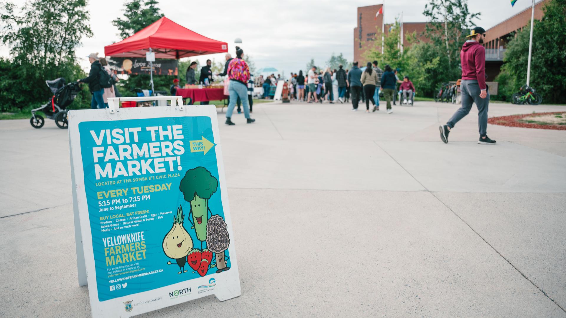 Farmer's Market sign