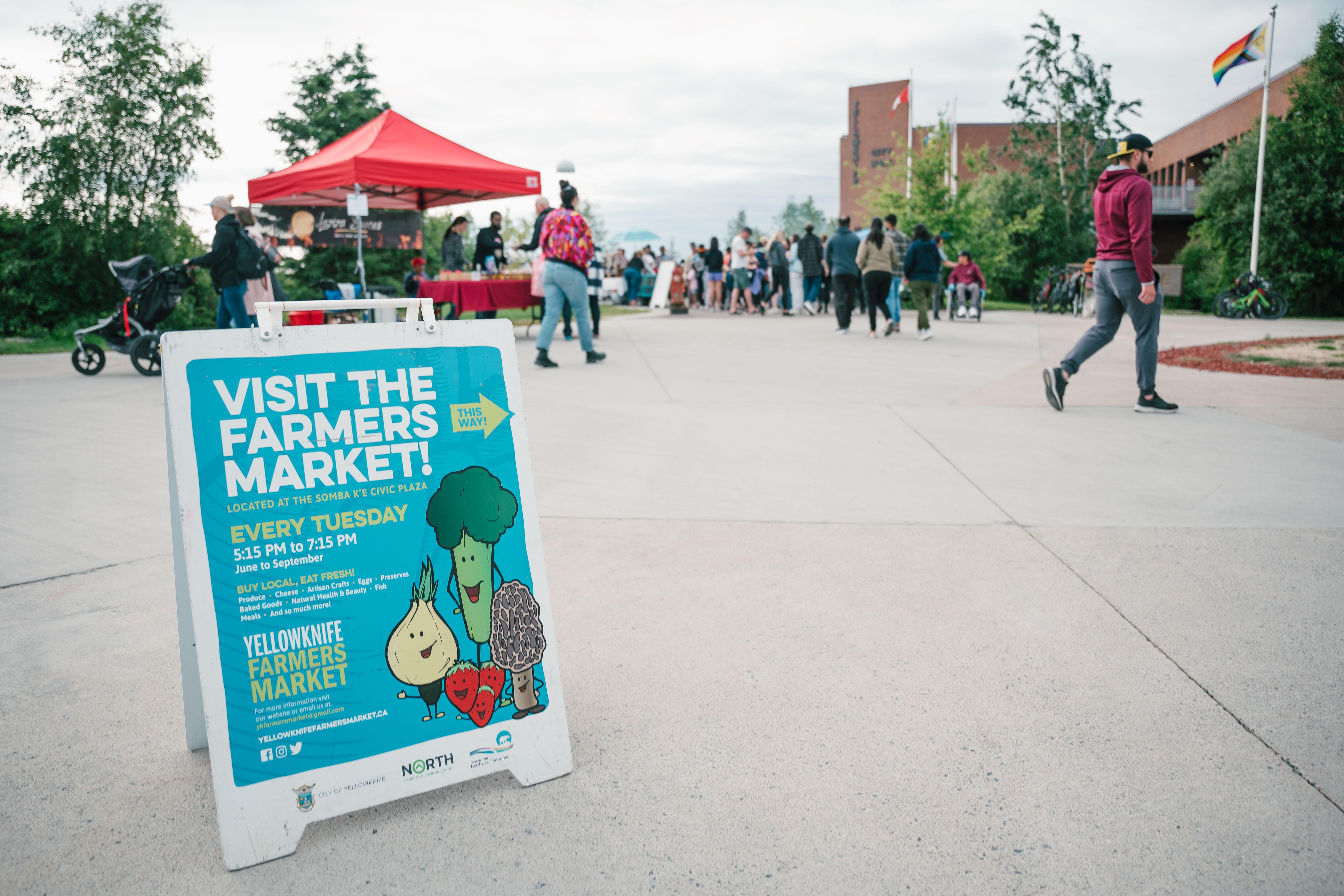 Farmer's Market sign